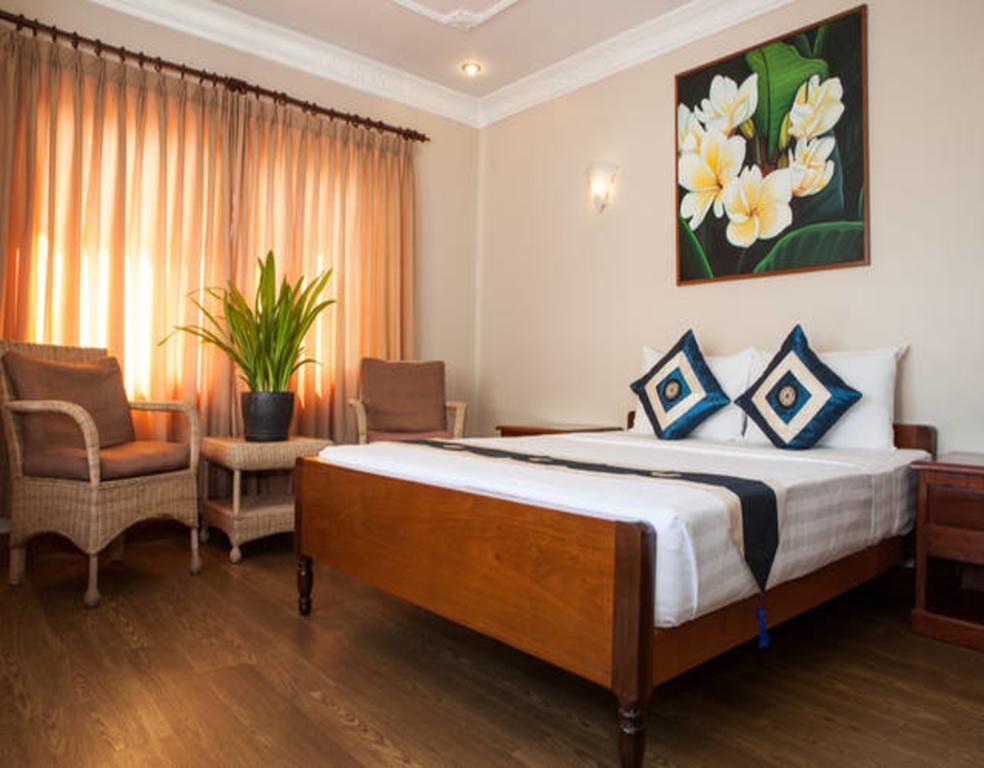 Anise Hotel And Restaurant Phnom Penh Exterior foto
